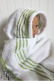 Stitch along the bottom edge of the hood finished seams (bottom of the hood) with ¼ seam allowance on the left edge of the seams (the hood should be to the right of your needle). Today S Fabulous Finds Hooded Bath Towel Tutorial Hooded Baby Towel Baby Bath Towel Baby Towel