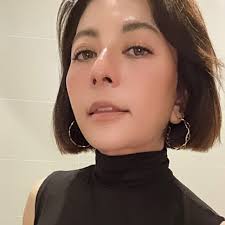 I had the longest, intact marriage in my mom's family in three generations;  my husband died last years, after 58 years. Sis and one of six cousins also  stayed together with spouses.