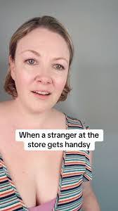 Eve Hooper's Instagram, Twitter & Facebook