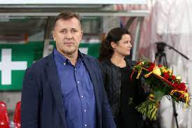 Cezary kulesza ma 7 stanowisk w swoim profilu. Wybory Pzpn Cezary Kulesza Przedstawia Program I List Jak Zamierza Zarzadzac Polskim Zwiazkiem Pilki Noznej