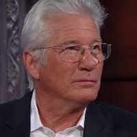 Humanitarian and actor richard gere was born on august 31, 1949, in philadelphia, the second of five children of doris ann (tiffany), a homemaker, and homer george gere, an insurance salesman. Richard Gere Feiert Geburtstag 31 8 2018 Pm
