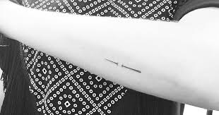 Minimalist Tattoo Art By The Famous Jonboy Who Inked Kendall Jenner Minimalist Tattoo Single Needle Tattoo Art Tattoo