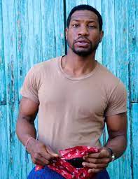 I just want to salute jonathan majors, shares tom hiddleston. Jonathan Majors Is A Commanding Lead For Hbo S Lovecraft Country Uncsa