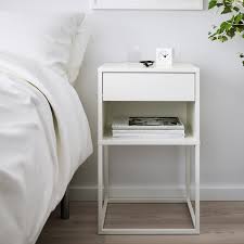 The natural grain pattern and rich texture of the wood are accentuated by first brushing the ash veneer then sealing it with a matt lacquer finish. Vikhammer White Bedside Table 40x39 Cm Ikea