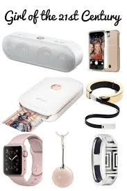 Tech Gift Guide For Women Tech Girl Gifts Wearables And Tech Gifts Girlfriend Gift Guide Are You L Girlfriend Gifts Presents For Girlfriend Fitness Gifts
