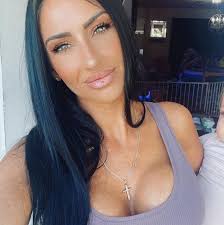 Dominique Bagnell added a new photo.