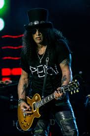 Led by singer axl rose and stylish guitarist slash , they mixed the passion of blues, the heaviness of rock, and the attitude of punk, bringing forth a breath of fresh air to a music scene dominated by cheesy hair metal. Slash Musiker Wikipedia