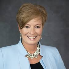 STAGING & DESIGN BY MARY ELLEN