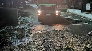 Tuoni, fulmini e saette intorno alle 15 hanno elettrizzato la città e le colline circostanti, su cui si sono riversate secchiate d'acqua e grandine. Pioggia E Grandine Fanno Danni Nelle Colline Gattinaresi Notizia Oggi Borgosesia
