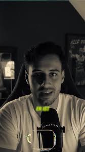 Darum konnte VOSGRÖNES Freundin nicht zu Ihm in den Käfig #fürdich