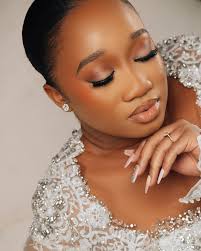 Flora Arthur || Makeup Artist & Beauty Educator ||