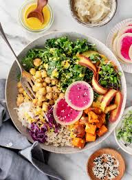 Scoop some rice/grains into each, then pile on the roasted sweet potatoes and broccoli. Best Buddha Bowl Recipe Love And Lemons