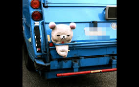 ぬいぐるみを積んだゴミ清掃車の作業員さんの優しさに心を温められる いいね ニュース ぬいぐるみ 人形 ニュース