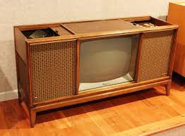 I've always liked magavox consoles and i have owned quite a few. History Of Magnavox Tv S Archives History Of Magnavox