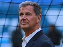 Enrique Borja's Instagram, Twitter & Facebook