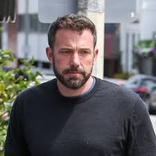 Ben affleck when someone unmatches him on raya pic.twitter.com/swkd2rfkxt. Photos Of Ben Affleck With Dunkin Donuts