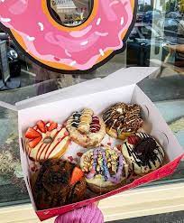 Royal Donuts Frankfurt On Instagram Welc Me To The Candy Shop Bergerstrasse Royaldonuts Royaldonut Royaldonutbox Cheatd Tasty Bakery Bakery Desserts Food