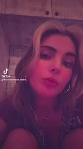 itssnotawoman_itsabot (@itsnotawoman_itsabot)