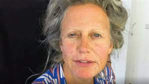 Lange sagte sie, sie wolle selbst nicht als öffentliche person in sozialen medien wie facebook oder instagram auftr Huch Was Ist Bloss Mit Barbara Schoneberger Passiert Video Dailymotion