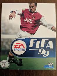 Football Panosundaki Pin