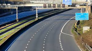 Okonomen Zu Corona Bis Zu 700 Milliarden Euro Wohlstandsverlust