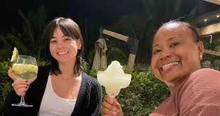 Alyssa Player (@alyssaplayer) • Instagram photos and videos