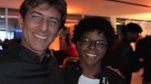 Adriano Melo estreia como diretor artístico na TV Globo