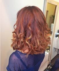 De vos cheveux et ce qu'ils sont devenus ca donne de l'espoir ca vaut le coup de perséverer je me demande quels ingrédients coloration blonde sur cheveux bruns. Des Reflets Blonds Dans Votre Coloration Rousse Voici 31 Superbes Modeles Pour Vous Inspirer