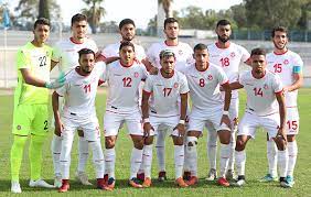 وتكونت تشكيلة المنتخب الاولمبي بقيادة المدرب راضي شنيشل من جلال حسن لحراسة المرمى ووليد سالم واحمد ابراهيم وعلي بهجت ونبيل صباح لخط الدفاع وجواد كاظم وياسر. Ø§Ù„Ù…Ù†ØªØ®Ø¨ Ø§Ù„Ø§ÙˆÙ„Ù…Ø¨ÙŠ Ø§ÙŠØ·Ø§Ù„ÙŠØ§ ØªÙˆÙ†Ø³ Ø§Ù„ØªØ´ÙƒÙŠÙ„Ø© Ø§Ù„Ø§Ø³Ø§Ø³ÙŠØ© Ø§Ù„Ø¬Ø§Ù…Ø¹Ø© Ø§Ù„ØªÙˆÙ†Ø³ÙŠØ© Ù„ÙƒØ±Ø© Ø§Ù„Ù‚Ø¯Ù…