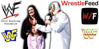 Los expertos médicos se mostraron optimistas de que si el nervio óptico no se corta y no hay demasiada. Vince Mcmahon May Sign Aalyah Mysterio To Wwe Wwf Old School