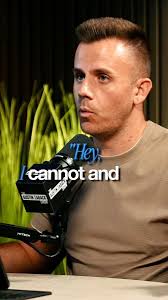 Elena Cardone's Video