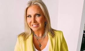 The Eternal Debate: Cat Versus Dog