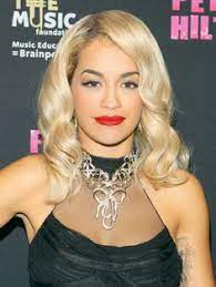 I recognize that this is only a small sample of the category of black female singers with blond hair. Blonde A Pop Singers 146