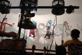 Wayang kulit.ceritanya menarik sekali sengkuni mengadu domba.lucu dan menarik untuk ditonton.dalang ki seno. Museum Oriente Lisabon Gelar Pameran Wayang Republika Online