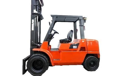 Nissan CL80 Forklift