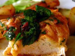 Filets De Poulet Marines Au Paprika Et Tomates Sechees Recette Ptitchef Recette Filet Poulet Filet De Poulet Marine Plat A Base De Viande