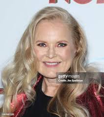 1,174 Suzanne Todd Photos & High Res Pictures