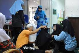 See asub umbes 8km kaugusel kota bharu. Malaysia The Bizarre Case Of Mass Hysteria At Smk Pengkalan Chepa Ii Is Back Hype Malaysia