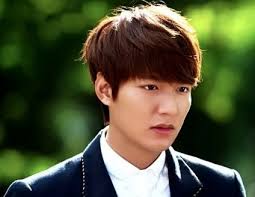 The korean hairstyles look classy and trendy at the same time. Top 15 Korean Hairstyles For Men Styles At Life