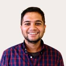 AI Team Management: Navigating Trends and Prospects