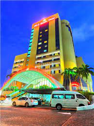 Si decides alojarte en hotel darul makmur de jerantut, estarás a 37,7 km de estadio tun abdul razak. Hotel Grand Darulmakmar Hotel Kuantan Trivago Com My