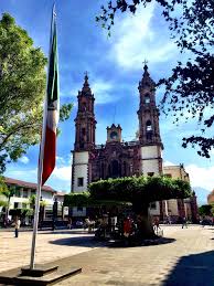 Antigua Catedral Y La Plaza De Zamora Michoacan Mexico City Travel Michoacan Mexico