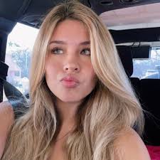 Grace Stringer (@grace_stringer)