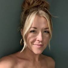 Kristina Petras's Instagram, Twitter & Facebook