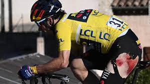 2021 Primoz Roglic Cyclist Crashes Twice Suffers A Dislocated Shoulder Loses Race Lead But Still Finishes Gettotext Com