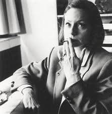Après avoir passé son enfance et son adolescence dans différents elle écrit également pour le théâtre. Fleur Jaeggy Born July 31 1940 Swiss Model Translator Writer Poet World Biographical Encyclopedia