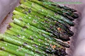 Asperges Vertes Roties A L Ail Recette Roti A L Ail Asperge Verte Asperges Roties