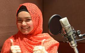 Siti nurhaliza mp3 & mp4. Siti Nurhaliza Speaking And Singing In Tamil