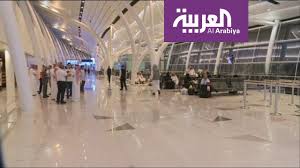 مع الأسف هذا المطار الجميل والجديد طاقته الاستيعابية 30 مليون وحسب أخر تصريح أن طاقة المطار القديم وصالات الحجاج نفس هذا الرقم يجب الإسراع من الأن في إنشاء المرحلة الثانية لأن المرحلة الثانية تستغرق سنوات. Ù…Ø·Ø§Ø± Ø§Ù„Ù…Ù„Ùƒ Ø¹Ø¨Ø¯ Ø§Ù„Ø¹Ø²ÙŠØ² Ø§Ù„Ø¬Ø¯ÙŠØ¯ Ø¨Ø¬Ø¯Ù‡ ÙŠÙˆØ§ØµÙ„ Ø±Ø­Ù„Ø§ØªÙ‡ Ø§Ù„ØªØ¬Ø±ÙŠØ¨ÙŠØ© Youtube