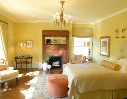 بيوت كوم تصاميم غرف نوم لون اصفر